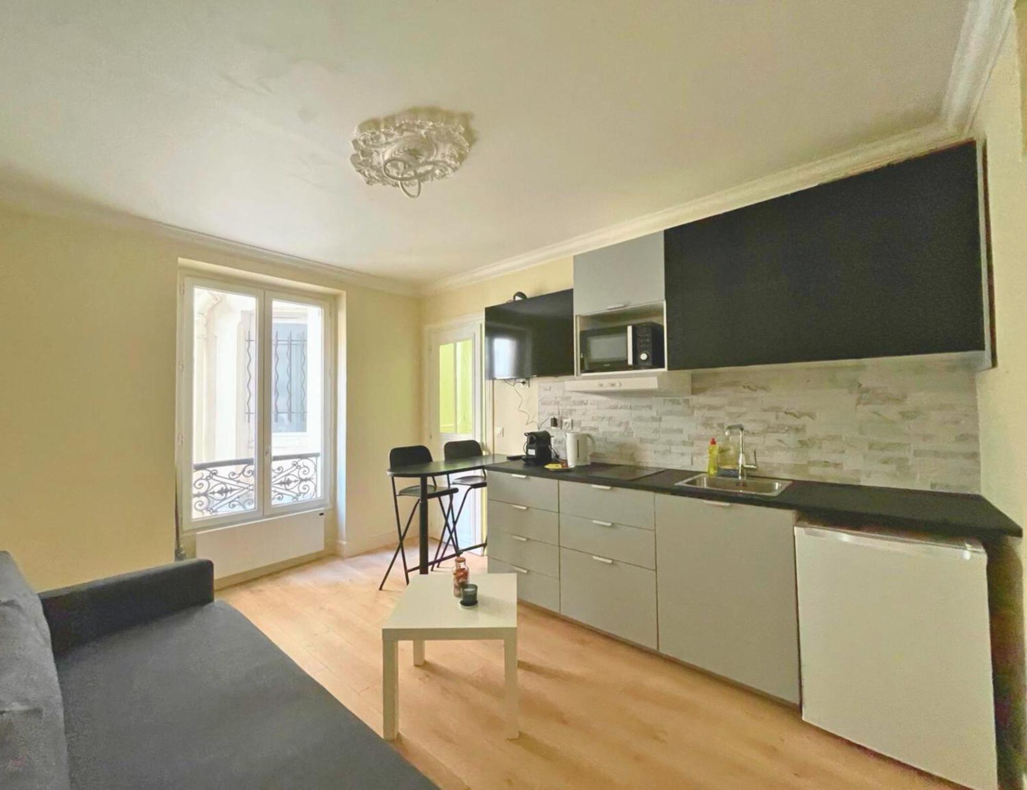 Chambre Lit Double Et Salon Avec Canape-Lit A 10 Minutes Des Champs Elysees باريس المظهر الخارجي الصورة